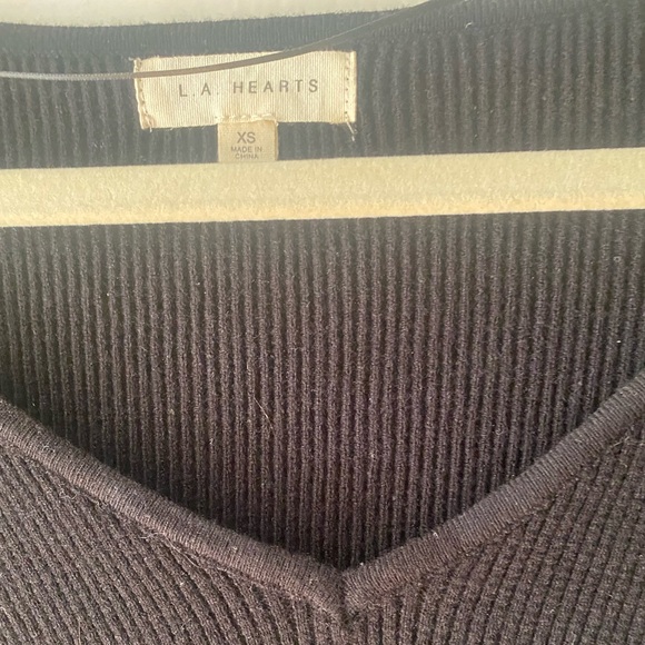 cropped long sleeve sweater - Picture 2 of 2
